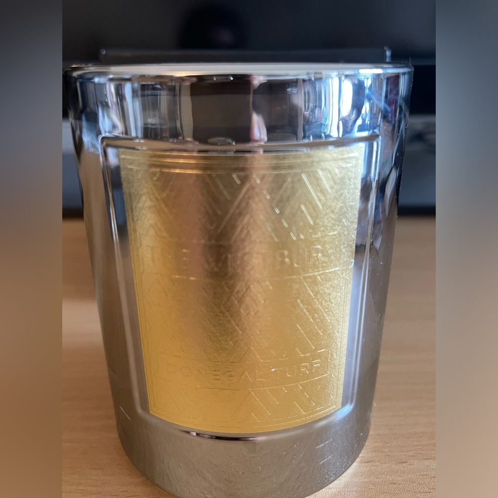 NIB Dublin Luxury Scented Limited Editon Candle - Picture 8 of 12